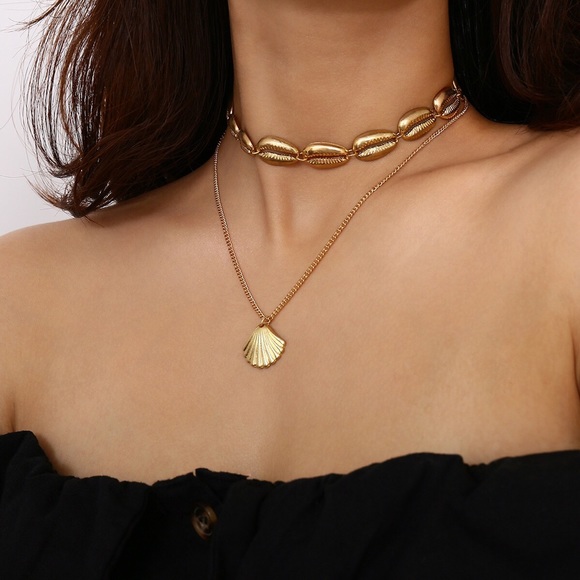 Jewelry - 🐚 Boho Gold Two Layers Shell Necklaces